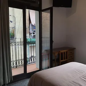 verificați disponibilitatea