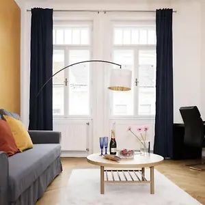 Calm 60m2 Flat Close To Center - Free Parking Apartament