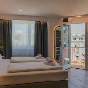 4* Szálloda Florum